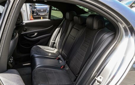 Mercedes-Benz E-Класс, 2019 год, 3 650 000 рублей, 9 фотография