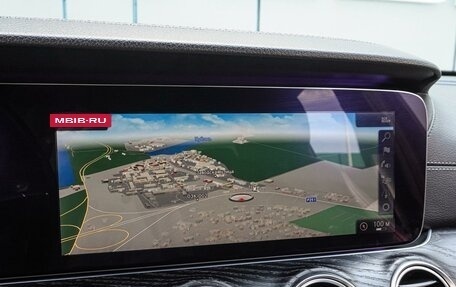 Mercedes-Benz E-Класс, 2019 год, 3 650 000 рублей, 12 фотография