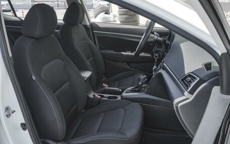 Hyundai Elantra VI рестайлинг, 2018 год, 1 325 000 рублей, 8 фотография