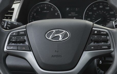 Hyundai Elantra VI рестайлинг, 2018 год, 1 325 000 рублей, 15 фотография