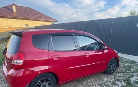 Honda Jazz I рестайлинг, 2005 год, 660 000 рублей, 2 фотография