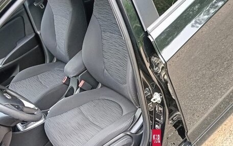 Hyundai Solaris II рестайлинг, 2015 год, 1 130 000 рублей, 11 фотография