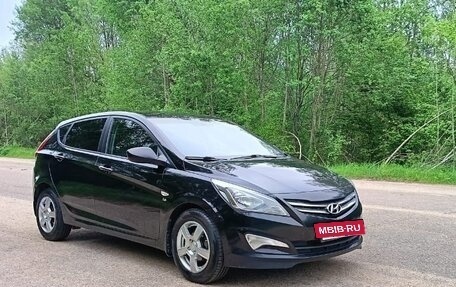 Hyundai Solaris II рестайлинг, 2015 год, 1 130 000 рублей, 3 фотография