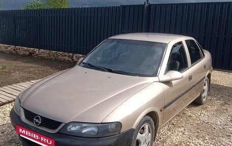 Opel Vectra B рестайлинг, 1998 год, 230 000 рублей, 4 фотография