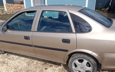 Opel Vectra B рестайлинг, 1998 год, 230 000 рублей, 8 фотография