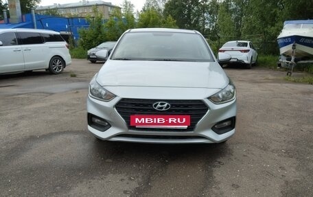 Hyundai Solaris II рестайлинг, 2018 год, 1 250 000 рублей, 2 фотография