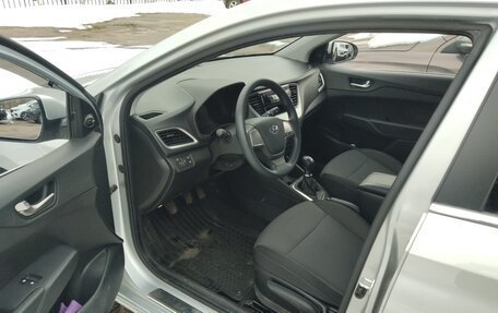 Hyundai Solaris II рестайлинг, 2018 год, 1 250 000 рублей, 16 фотография