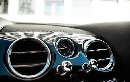 Bentley Continental GT II рестайлинг, 2011 год, 4 800 000 рублей, 16 фотография