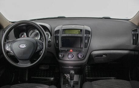 KIA cee'd I рестайлинг, 2007 год, 680 000 рублей, 13 фотография