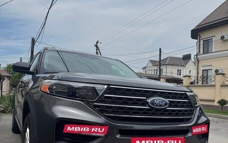 Ford Explorer VI, 2020 год, 3 400 000 рублей, 2 фотография
