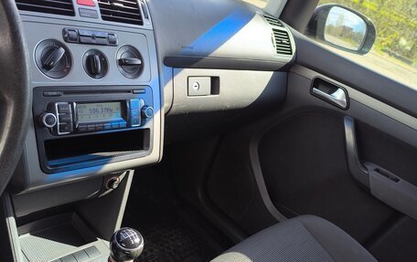 Volkswagen Touran III, 2008 год, 680 000 рублей, 9 фотография