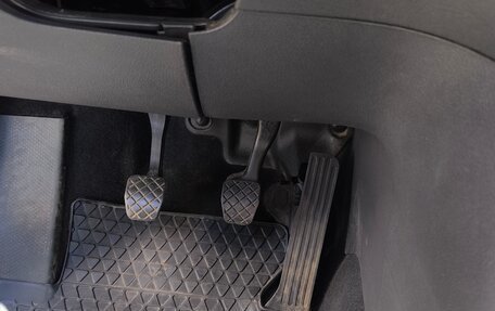 Volkswagen Touran III, 2008 год, 680 000 рублей, 13 фотография