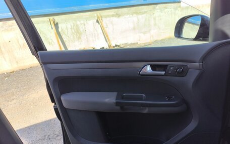 Volkswagen Touran III, 2008 год, 680 000 рублей, 7 фотография