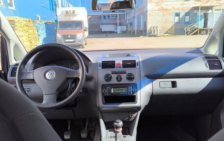 Volkswagen Touran III, 2008 год, 680 000 рублей, 10 фотография