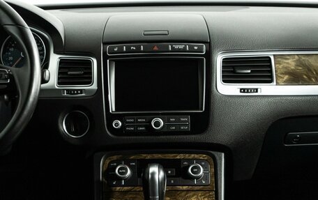 Volkswagen Touareg III, 2015 год, 2 800 000 рублей, 14 фотография