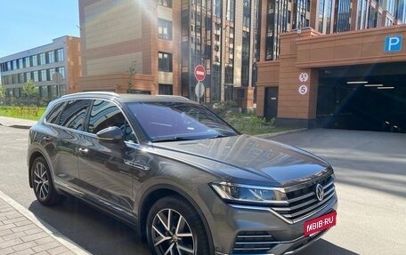Volkswagen Touareg III, 2020 год, 5 199 000 рублей, 3 фотография