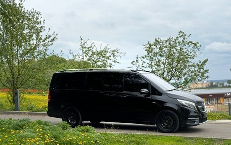 Mercedes-Benz V-Класс, 2016 год, 3 500 000 рублей, 3 фотография