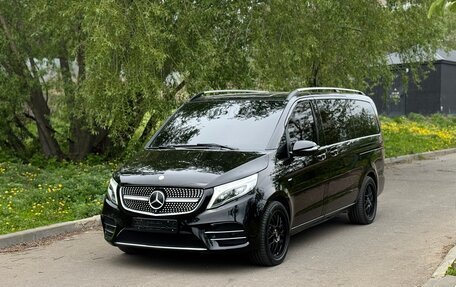Mercedes-Benz V-Класс, 2016 год, 3 500 000 рублей, 4 фотография