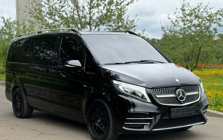 Mercedes-Benz V-Класс, 2016 год, 3 500 000 рублей, 2 фотография