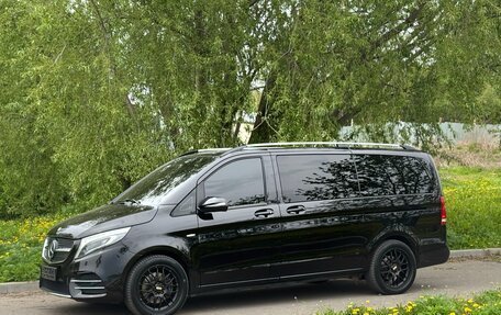 Mercedes-Benz V-Класс, 2016 год, 3 500 000 рублей, 5 фотография