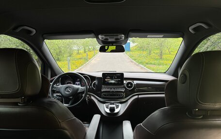 Mercedes-Benz V-Класс, 2016 год, 3 500 000 рублей, 12 фотография