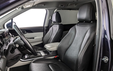 KIA Carnival, 2021 год, 3 315 000 рублей, 19 фотография