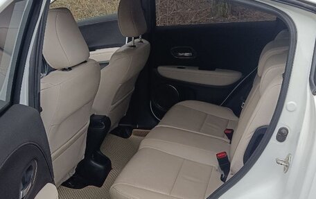 Honda Vezel, 2015 год, 1 780 000 рублей, 8 фотография