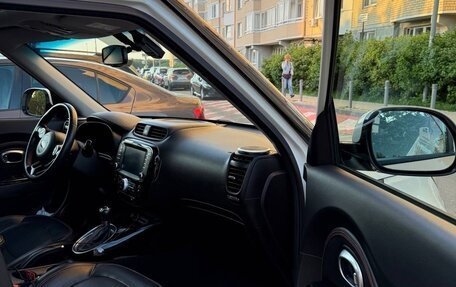 KIA Soul II рестайлинг, 2016 год, 1 850 000 рублей, 10 фотография