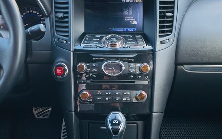 Infiniti QX70, 2015 год, 2 050 000 рублей, 20 фотография