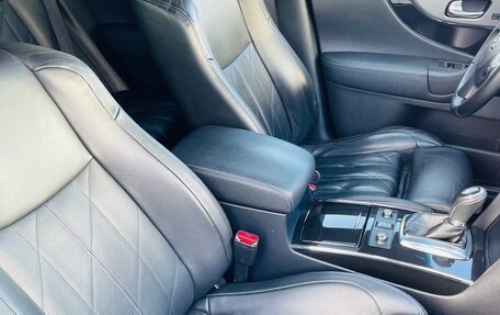 Infiniti QX70, 2015 год, 2 050 000 рублей, 22 фотография