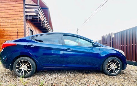 Hyundai Elantra V, 2012 год, 950 000 рублей, 2 фотография