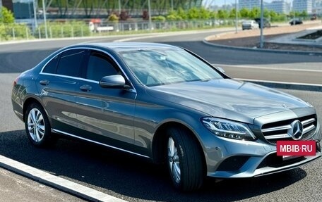 Mercedes-Benz C-Класс, 2019 год, 3 450 000 рублей, 3 фотография