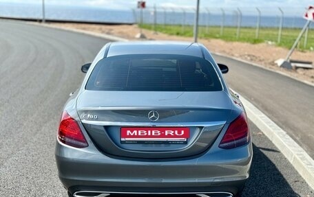 Mercedes-Benz C-Класс, 2019 год, 3 450 000 рублей, 4 фотография