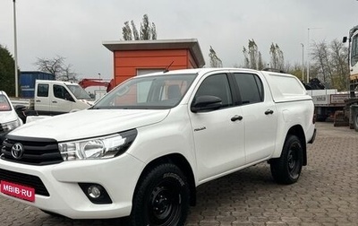 Toyota Hilux VIII, 2020 год, 2 810 000 рублей, 1 фотография