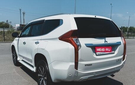 Mitsubishi Pajero Sport III рестайлинг, 2018 год, 2 500 000 рублей, 7 фотография