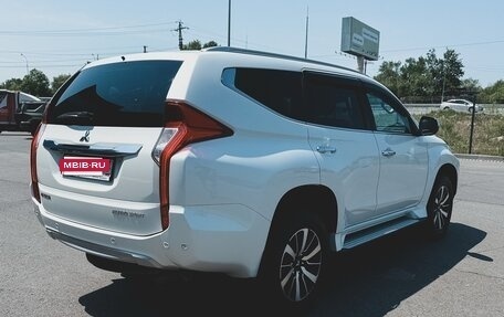 Mitsubishi Pajero Sport III рестайлинг, 2018 год, 2 500 000 рублей, 5 фотография