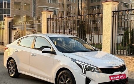 KIA Rio IV, 2022 год, 1 895 000 рублей, 3 фотография