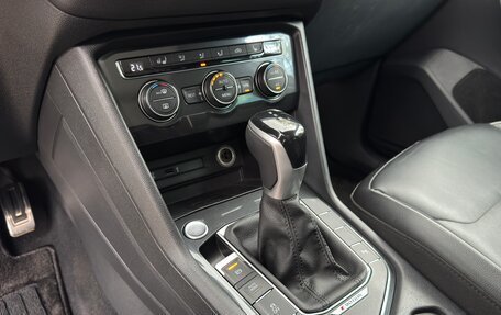 Volkswagen Tiguan II, 2017 год, 2 650 000 рублей, 25 фотография