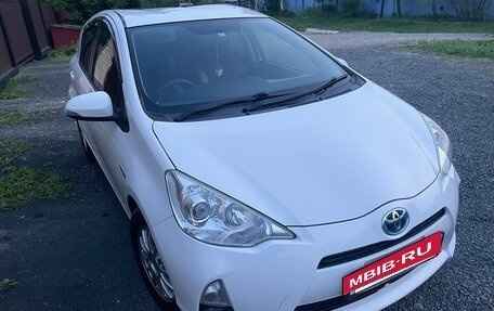 Toyota Aqua I, 2014 год, 745 000 рублей, 4 фотография