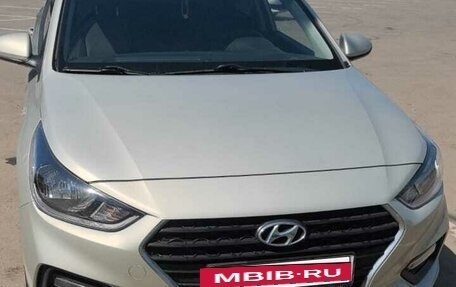 Hyundai Solaris II рестайлинг, 2019 год, 1 550 000 рублей, 3 фотография