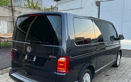Volkswagen Multivan T6 рестайлинг, 2018 год, 5 200 000 рублей, 7 фотография