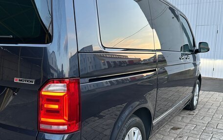 Volkswagen Multivan T6 рестайлинг, 2018 год, 5 200 000 рублей, 9 фотография