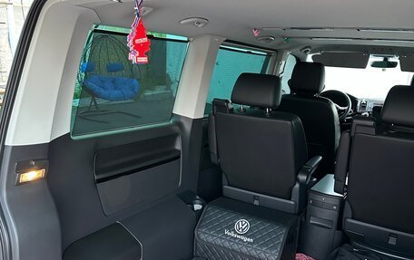 Volkswagen Multivan T6 рестайлинг, 2018 год, 5 200 000 рублей, 18 фотография
