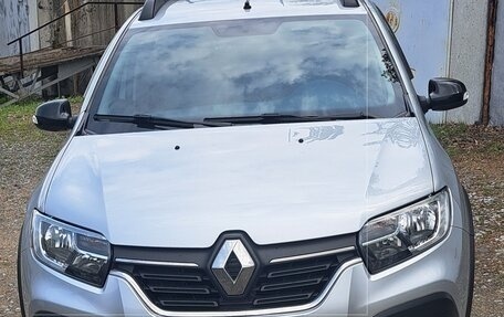 Renault Sandero II рестайлинг, 2019 год, 1 200 000 рублей, 2 фотография