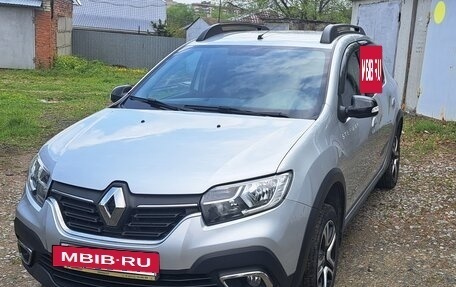Renault Sandero II рестайлинг, 2019 год, 1 200 000 рублей, 3 фотография