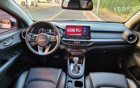 KIA K3, 2022 год, 1 360 000 рублей, 16 фотография