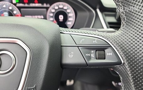 Audi Q5, 2022 год, 3 860 000 рублей, 15 фотография