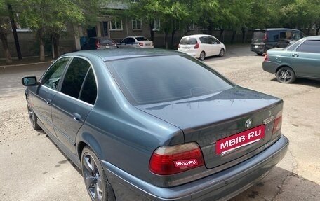 BMW 5 серия, 2000 год, 900 000 рублей, 3 фотография