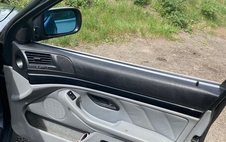 BMW 5 серия, 2000 год, 900 000 рублей, 17 фотография