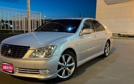 Toyota Crown, 2004 год, 1 430 000 рублей, 11 фотография